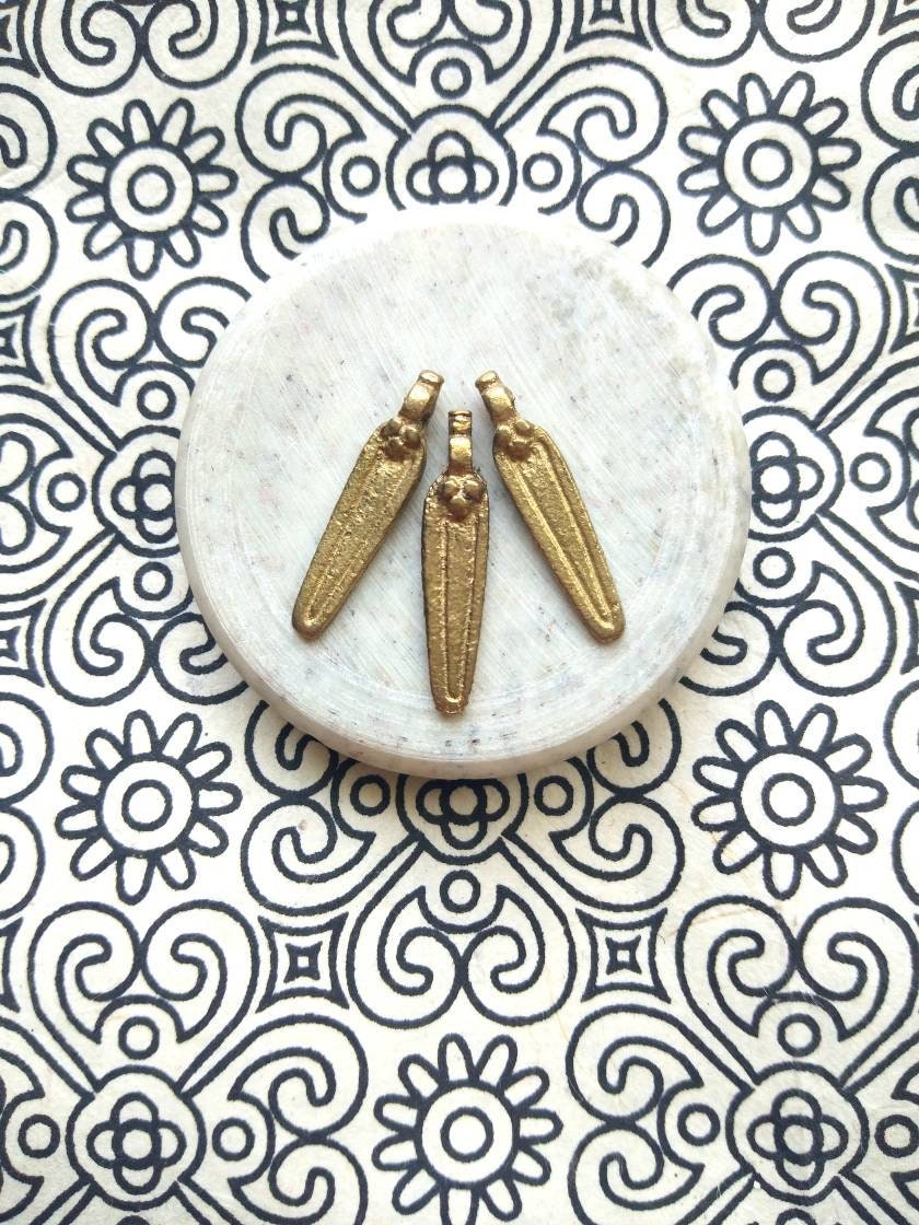Brass Dagger Charms – Unique ethnic pendants for handmade jewelry!