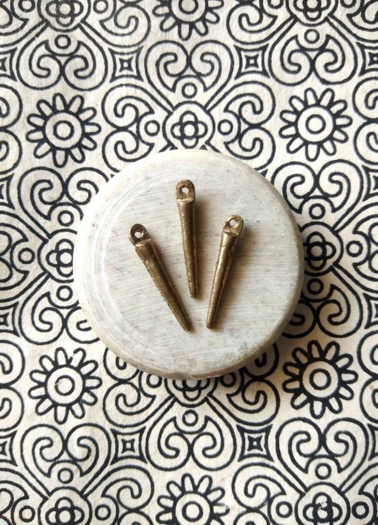 Stick charms – Minimalist brass accents for macrame and crafts.