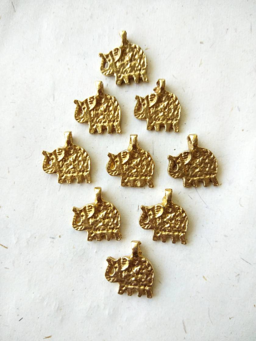 Elephant charms wholesale – Elegant brass charms for jewelry.