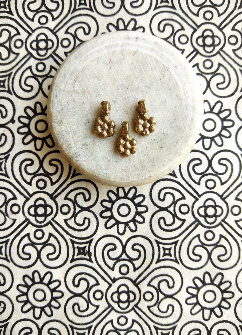 flowers macrame brass charms