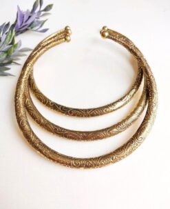 Ornate Finish Brass Choker Set