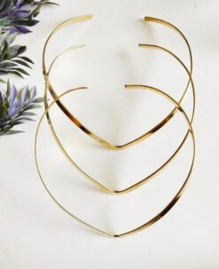 Sculpted V Collar Brass Choker Set