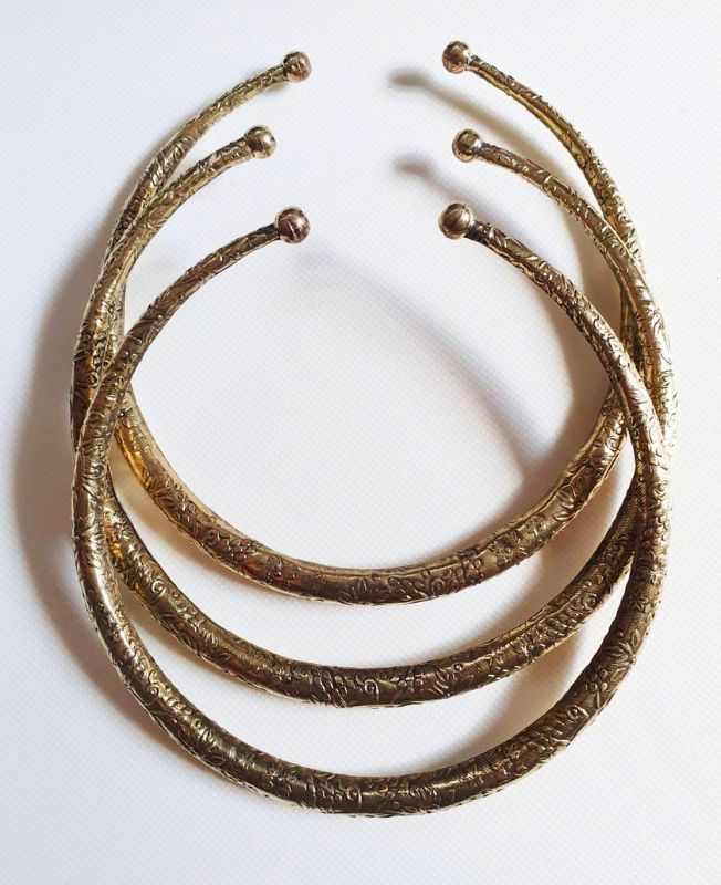 Embossed Botanical Tribal Brass Choker Set