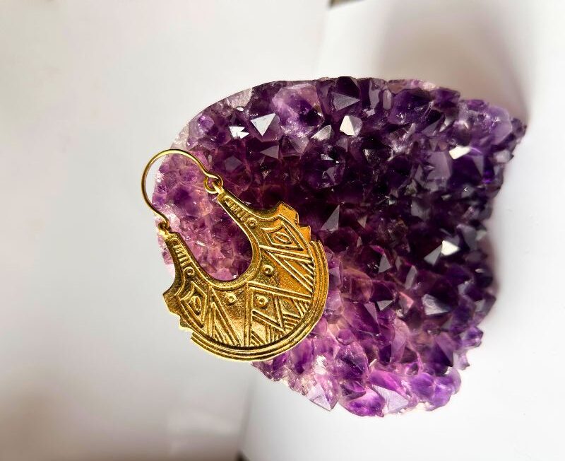 5/20 Pairs Etched Geometric Hoop Brass Earrings