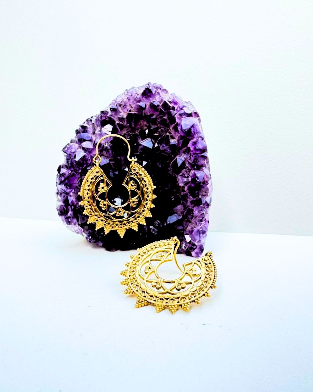 5/20 Pairs Detailed Beaded Mandala Brass Earrings