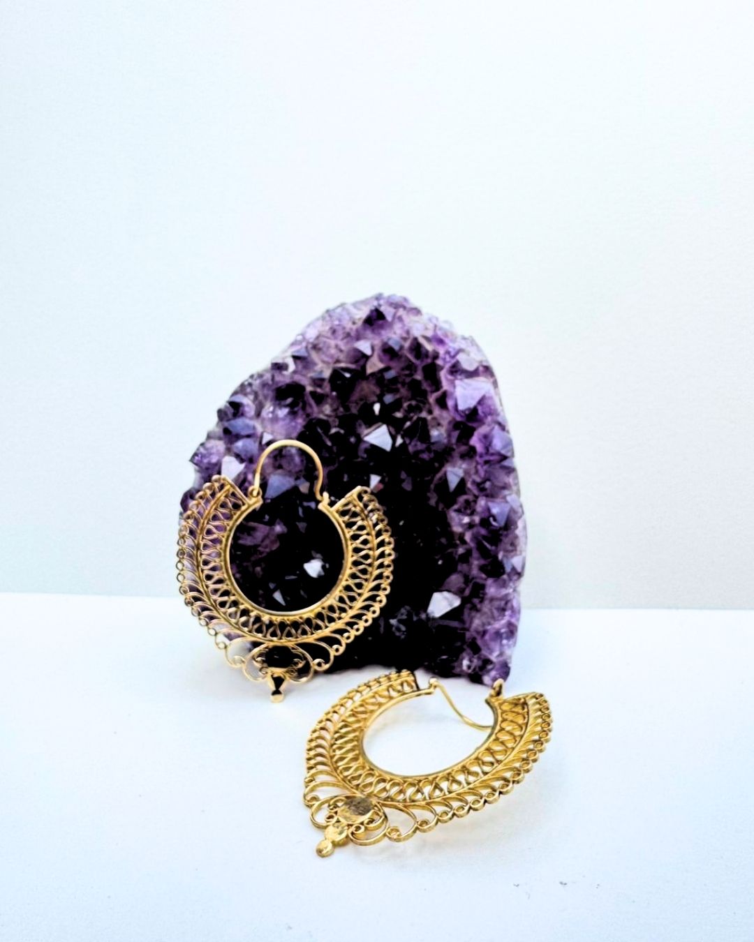 5/20 Pairs Ornate Crescent Filigree Hoop Brass Earrings