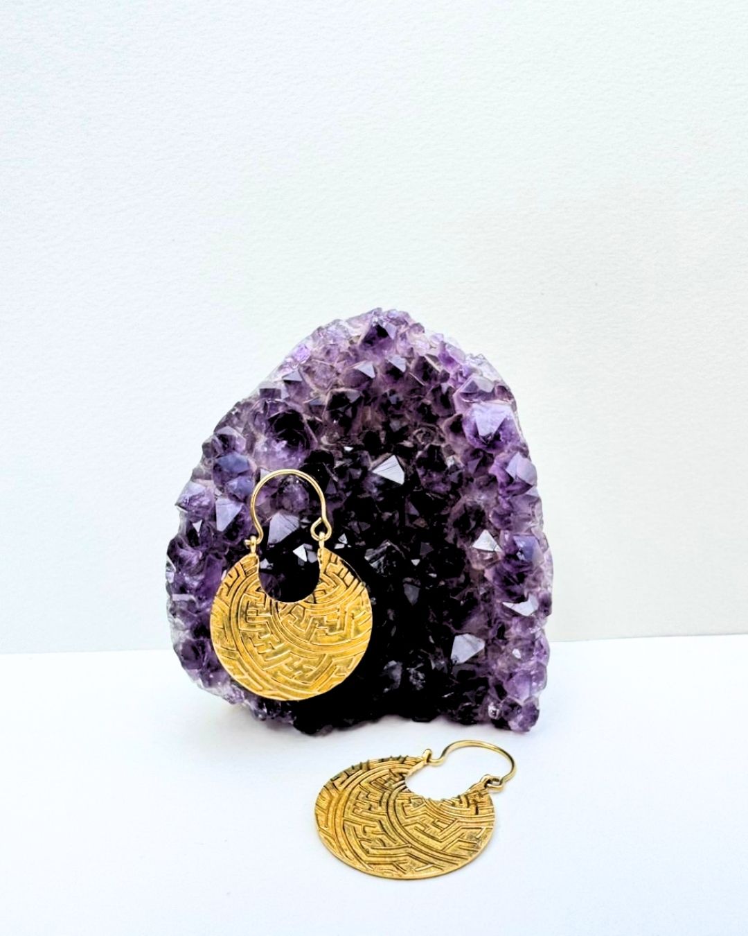 5/20 Pairs Textured Maze Disc Hoop Brass Earrings