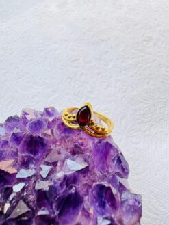 5/20 Pieces Garnet Crown Brass Ring