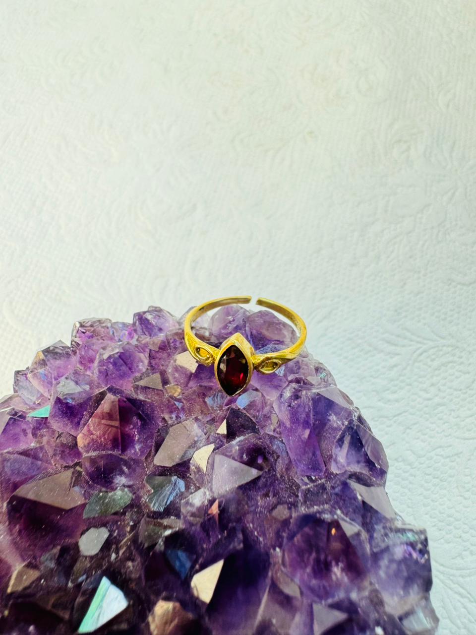 5/20 Pieces Marquise Garnet Brass Ring