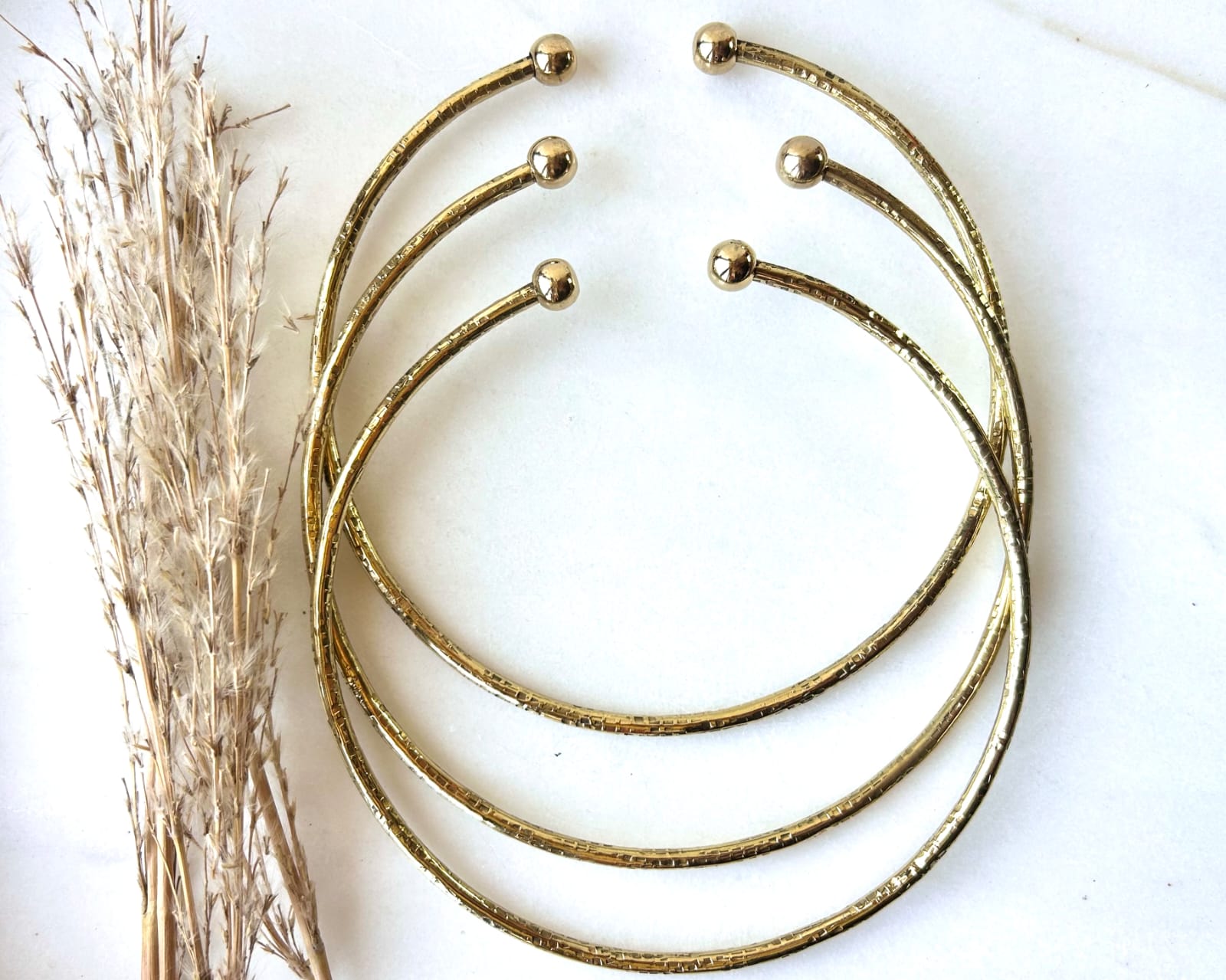 Circular Silhouette Brass Choker Set